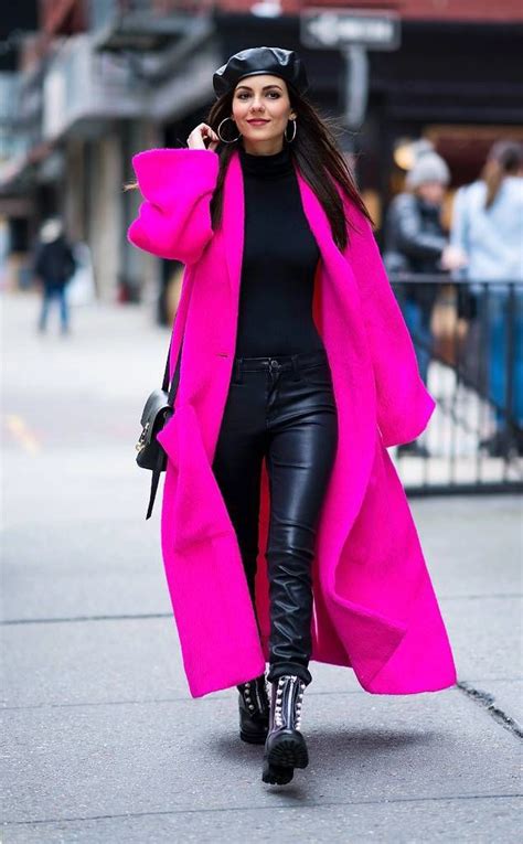 look rosa com preto